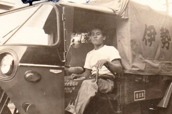 photo�b�L���{����